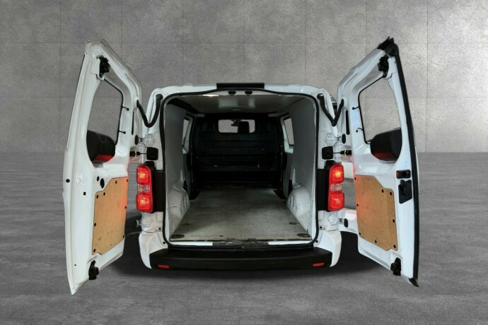 toyota-proace-diesel-2019-big-9