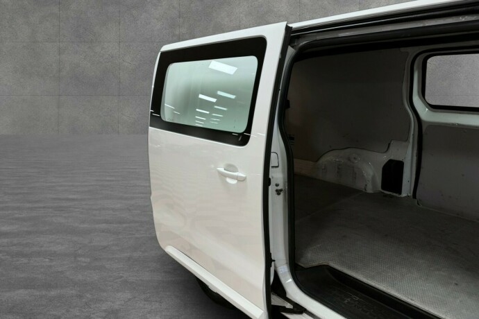 toyota-proace-diesel-2019-big-10