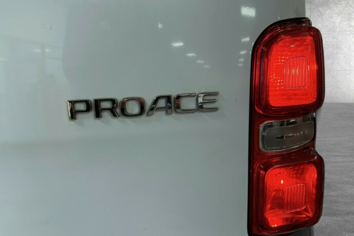 toyota-proace-diesel-2019-big-3