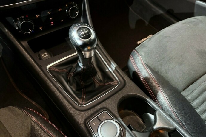 mercedes-benz-a-klasse-bensin-2013-big-15