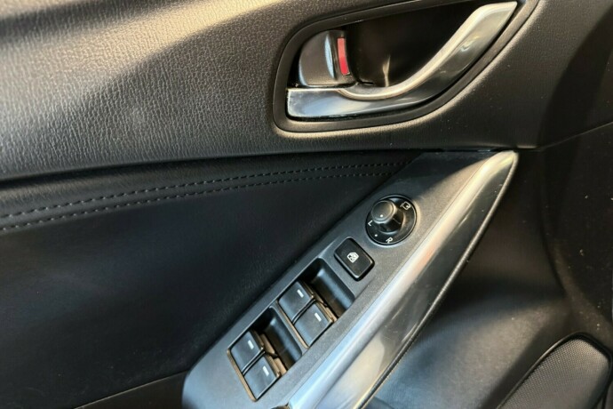 mazda-6-diesel-2015-big-26