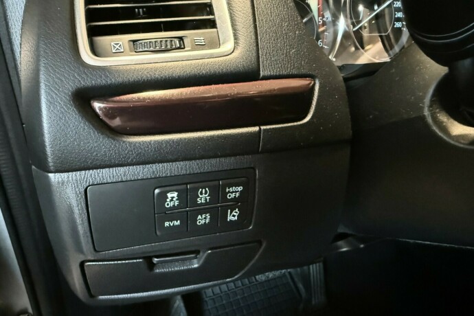 mazda-6-diesel-2015-big-28