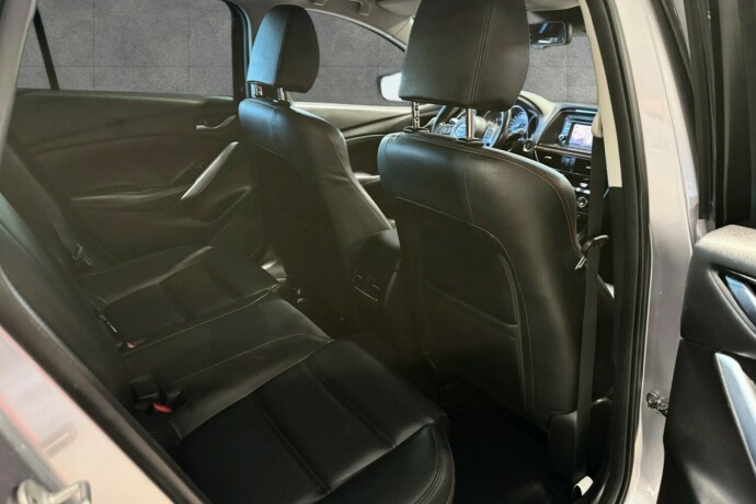 mazda-6-diesel-2015-big-16