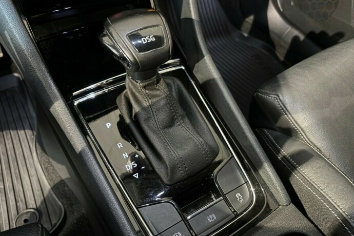 skoda-karoq-diesel-2018-big-17