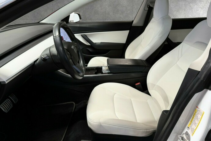 tesla-model-3-elektrisitet-2019-big-15