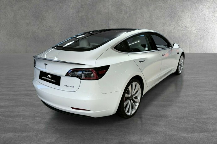 tesla-model-3-elektrisitet-2019-big-4