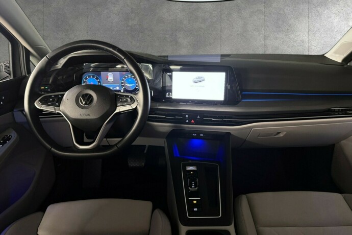 volkswagen-golf-elektrisitetbensin-2020-big-10