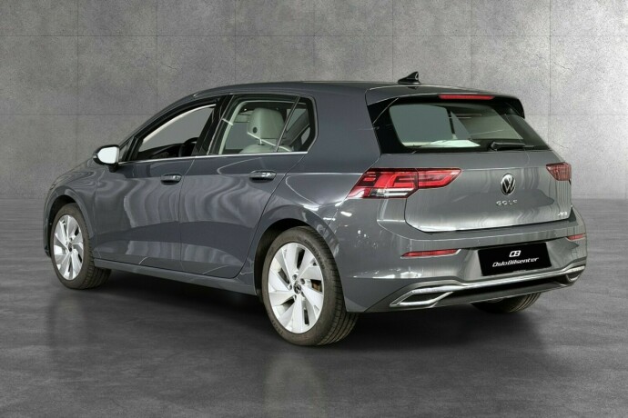 volkswagen-golf-elektrisitetbensin-2020-big-3