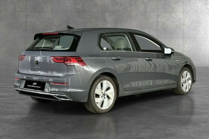 volkswagen-golf-elektrisitetbensin-2020-big-5