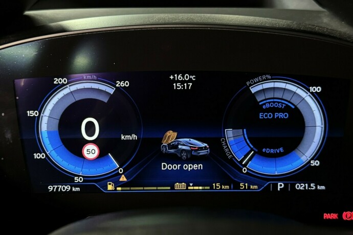 bmw-i8-elektrisitetbensin-2015-big-27