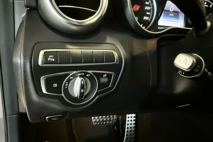 mercedes-benz-c-klasse-elektrisitetbensin-2018-big-27