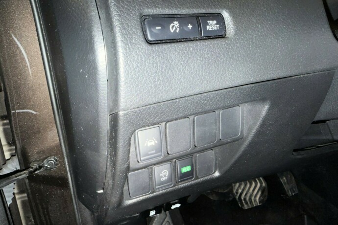 nissan-qashqai-diesel-2019-big-26