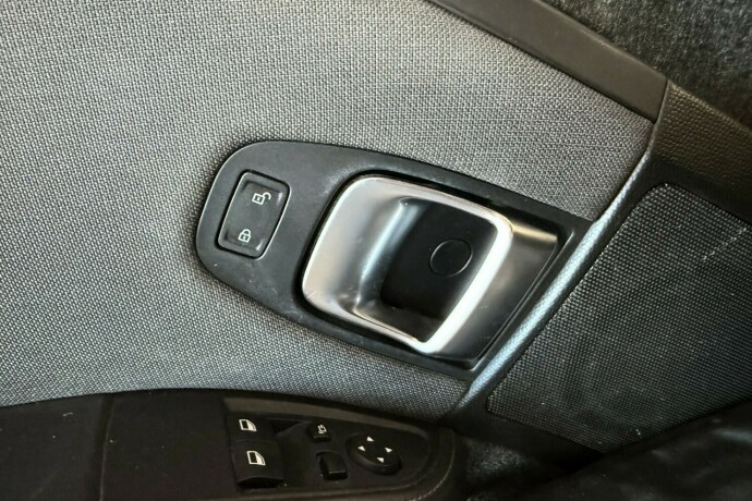 bmw-i3-elektrisitet-2016-big-28