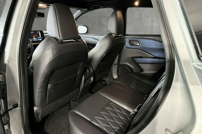 nissan-qashqai-elektrisitetbensin-2022-big-17