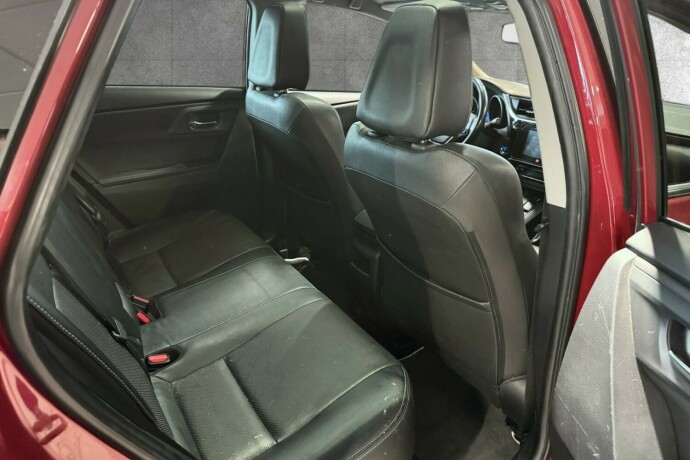 toyota-auris-elektrisitetbensin-2017-big-21