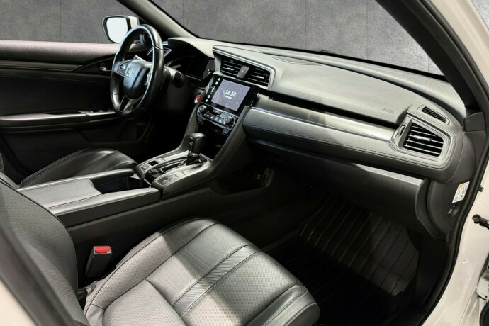 honda-civic-bensin-2019-big-18