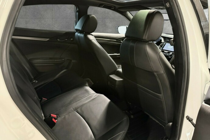 honda-civic-bensin-2019-big-16