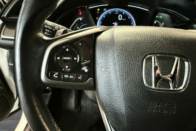 honda-civic-bensin-2019-big-21