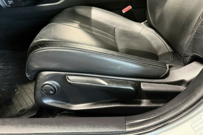 honda-civic-bensin-2019-big-27