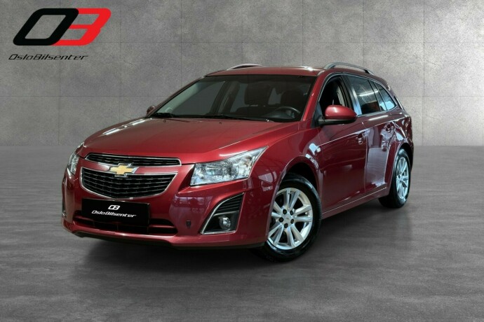 chevrolet-cruze-bensin-2013-big-0
