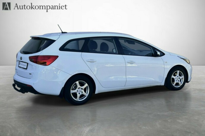 kia-cee039d-diesel-2014-big-4