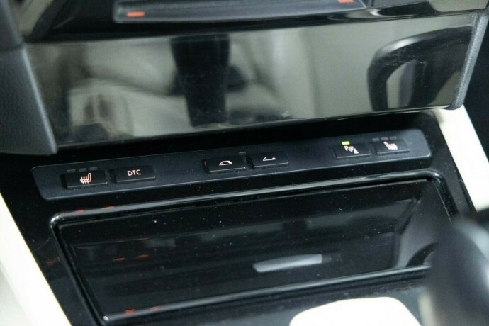 bmw-6-serie-bensin-2005-big-20