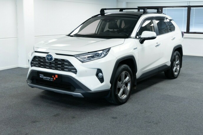 toyota-rav4-elektrisitetbensin-2019-big-0