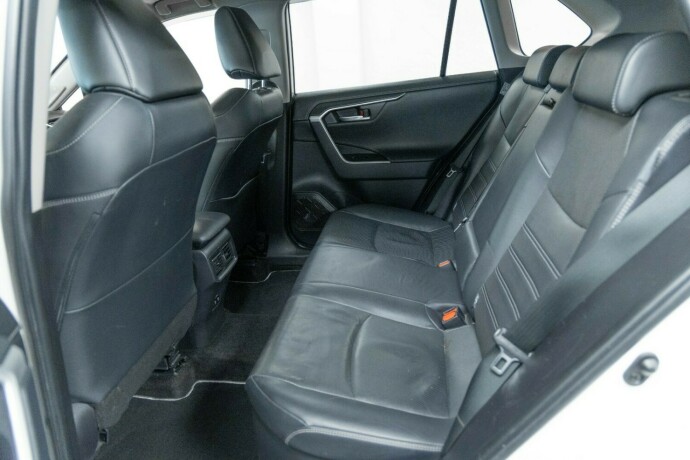 toyota-rav4-elektrisitetbensin-2019-big-7