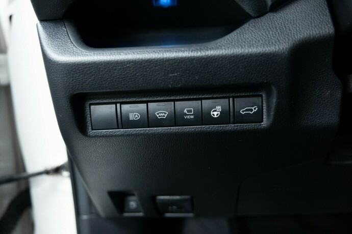 toyota-rav4-elektrisitetbensin-2019-big-11