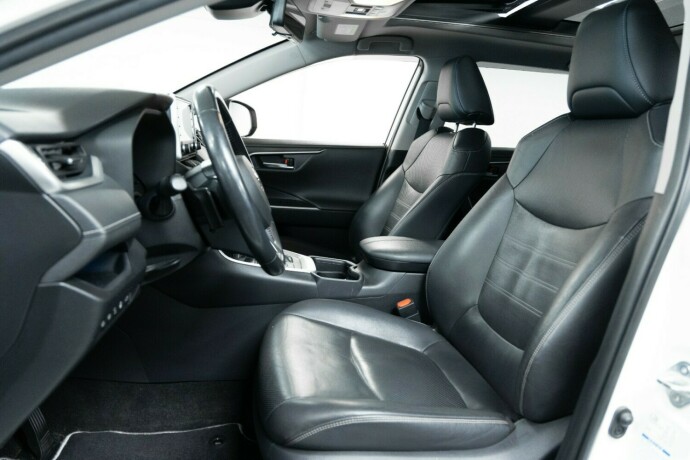 toyota-rav4-elektrisitetbensin-2019-big-4