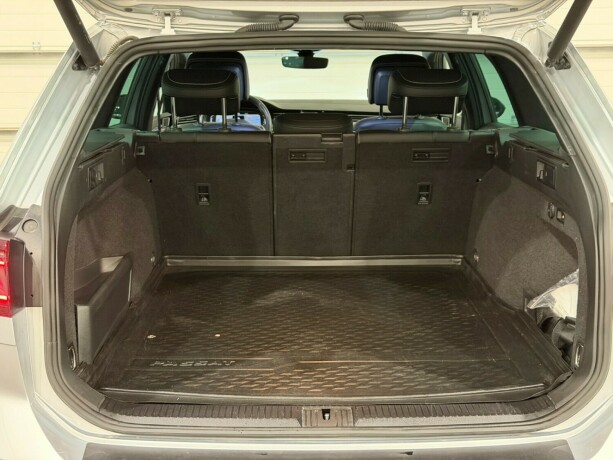 volkswagen-passat-elektrisitetbensin-2022-big-11