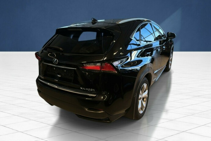 lexus-nx-300h-elektrisitetbensin-2016-big-3