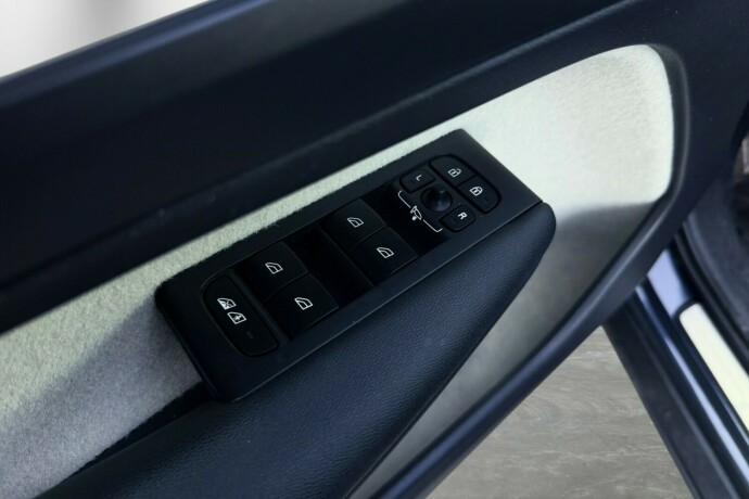 volvo-xc-40-plug-in-petrol-2020-big-20