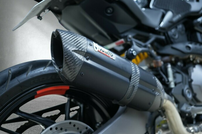 ducati-monster-821-bensin-2020-big-13