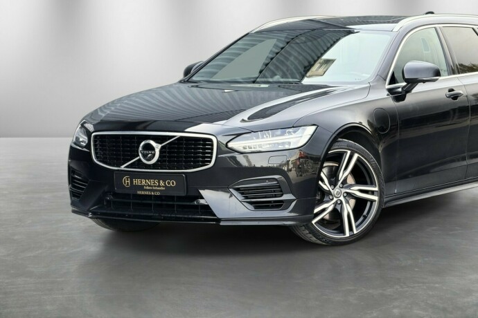 volvo-v90-elektrisitetbensin-2019-big-1
