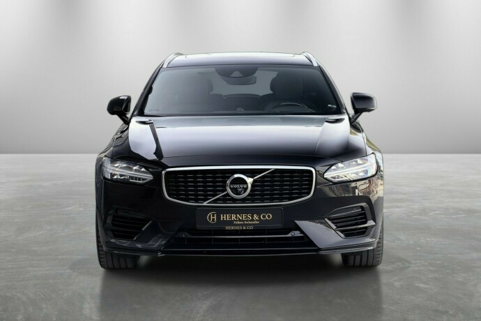 volvo-v90-elektrisitetbensin-2019-big-2