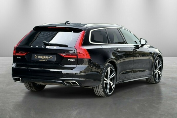 volvo-v90-elektrisitetbensin-2019-big-6