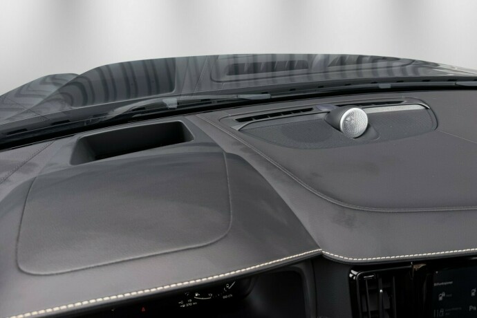 volvo-v90-elektrisitetbensin-2019-big-24