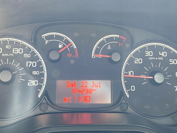fiat-doblo-diesel-2012-big-11