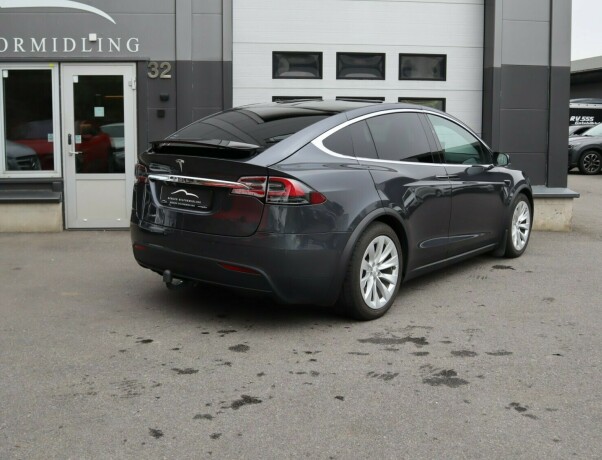 tesla-model-x-elektrisitet-2018-big-4