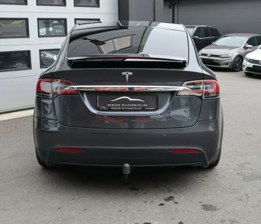 tesla-model-x-elektrisitet-2018-big-6