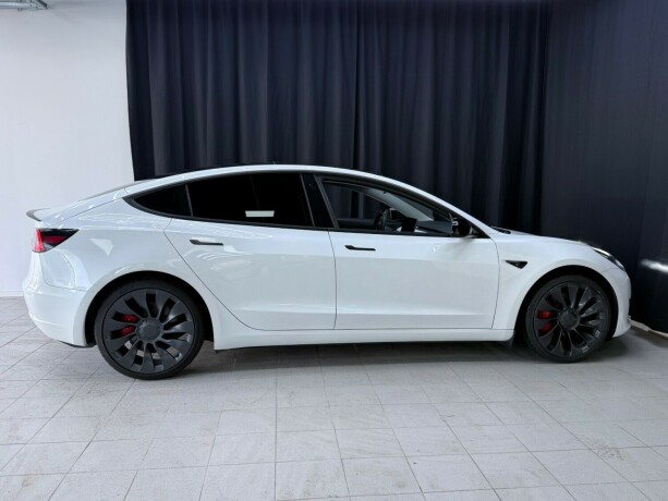 tesla-model-3-elektrisitet-2021-big-8
