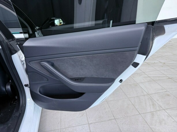 tesla-model-3-elektrisitet-2021-big-28