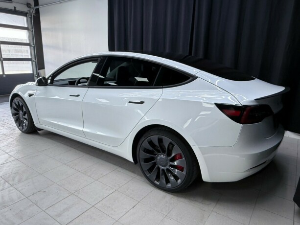 tesla-model-3-elektrisitet-2021-big-4