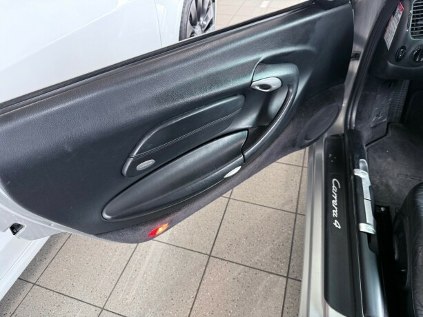 porsche-911-bensin-2000-big-2