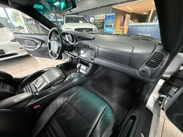 porsche-911-bensin-2000-big-41