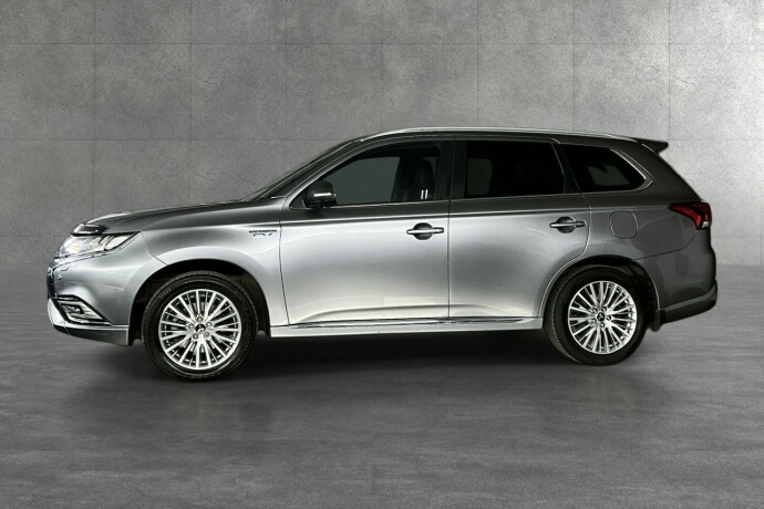 mitsubishi-outlander-elektrisitetbensin-2019-big-3