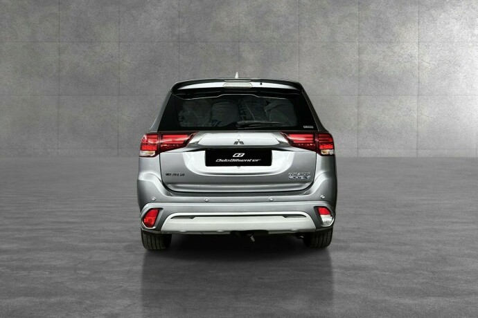 mitsubishi-outlander-elektrisitetbensin-2019-big-6