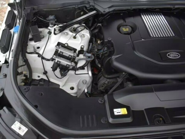 land-rover-range-rover-diesel-2016-big-16