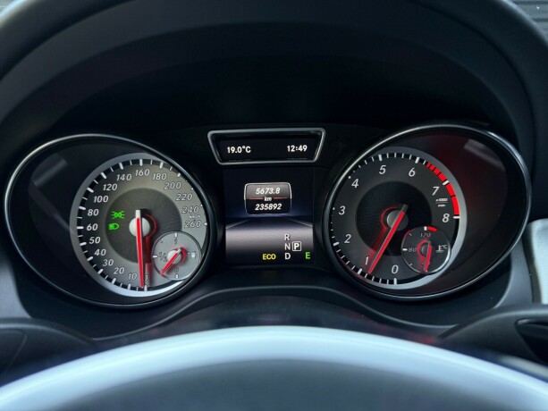 mercedes-benz-cla-bensin-2014-big-15